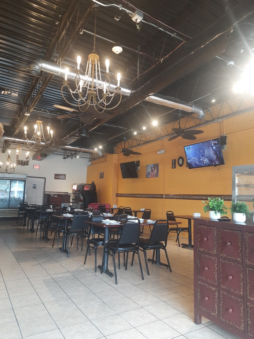 Tandoori Night | restaurant | 14149 S Cicero Ave, Crestwood, IL 60445, USA | 7089259745 OR +1 708-925-9745