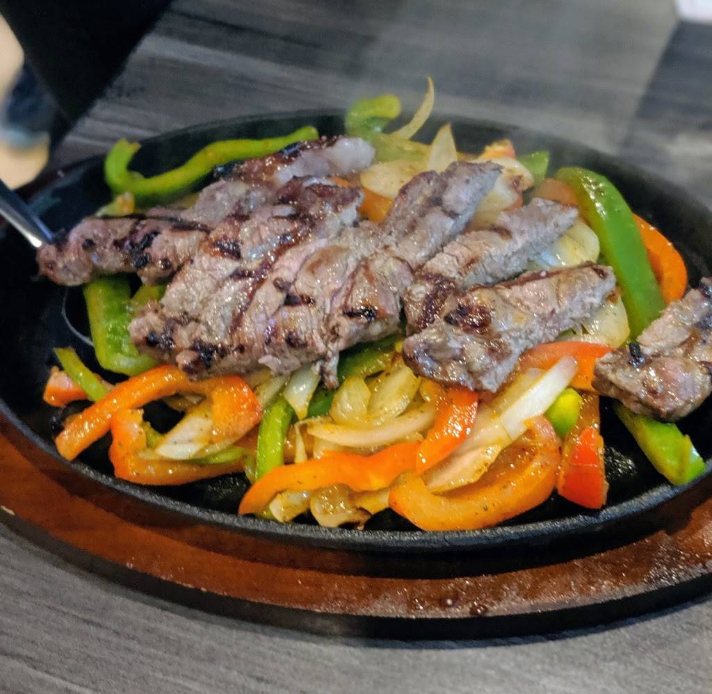 Shadow Eagle Resto Bar & Grill | restaurant | 11-1801 Dundas St E, Whitby, ON L1N 7C5, Canada | 9052409000 OR +1 905-240-9000