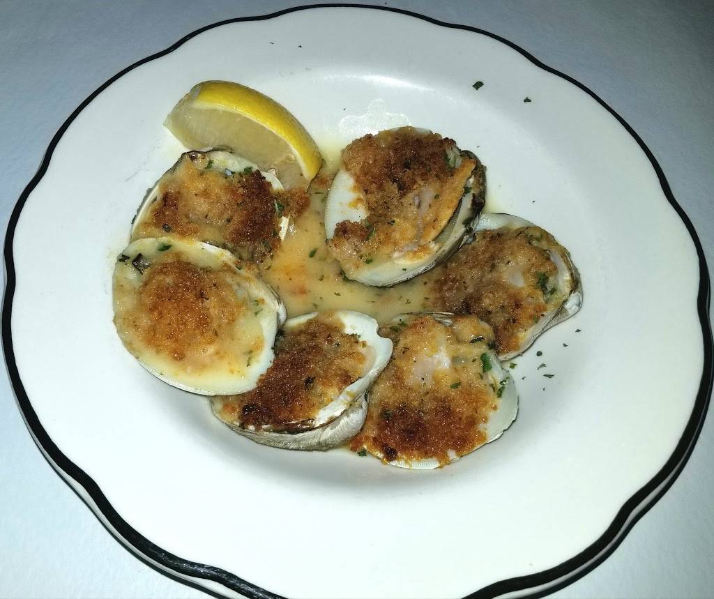 Lucca | restaurant | 3019 Westchester Ave, Bronx, NY 10461, USA | 7188928282 OR +1 718-892-8282