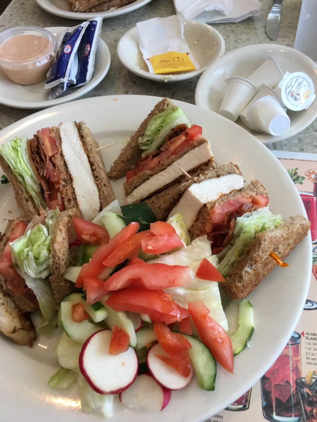 Lynbrook Diner | restaurant | 401 Sunrise Hwy, Lynbrook, NY 11563, USA | 5165931661 OR +1 516-593-1661