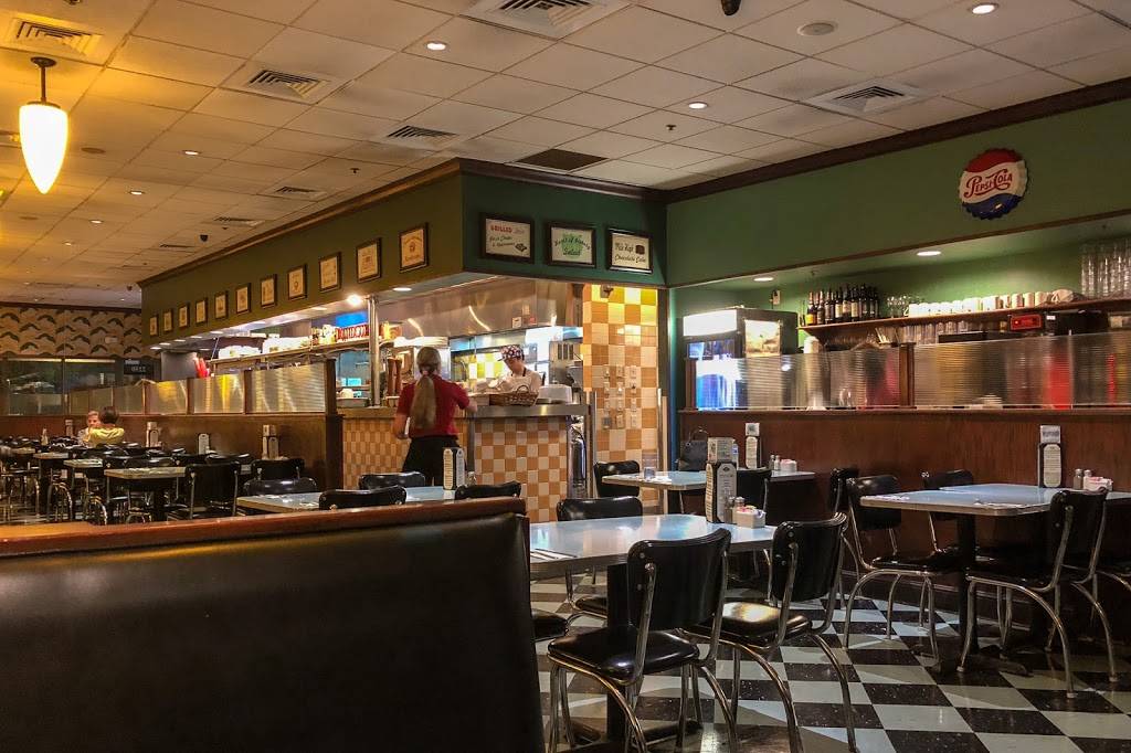 Lucilles American Cafe | restaurant | 2250 Weston Rd, Weston, FL 33326, USA | 9543849007 OR +1 954-384-9007