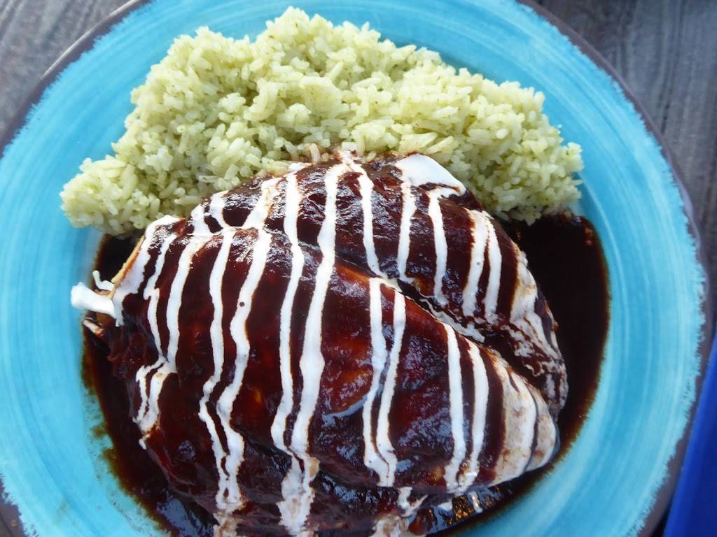 Cocina Cucamonga Mexican Grill | restaurant | 1313 S, Disneyland Dr, Anaheim, CA 92802, USA | 7147813463 OR +1 714-781-3463