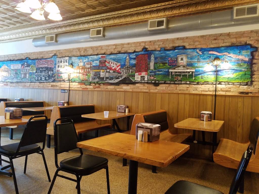 Macs Philly Steaks | restaurant | 76 S Main St, Canandaigua, NY 14424, USA | 5853947080 OR +1 585-394-7080