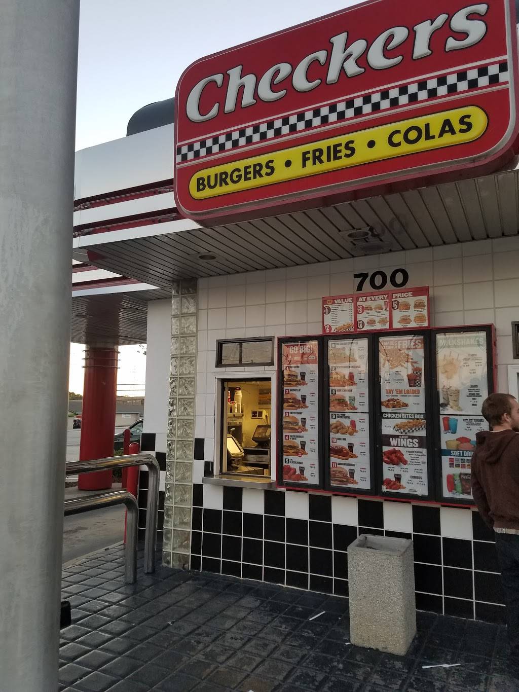 Checkers | restaurant | 700 Governors Dr SW, Huntsville, AL 35801, USA | 2565363456 OR +1 256-536-3456