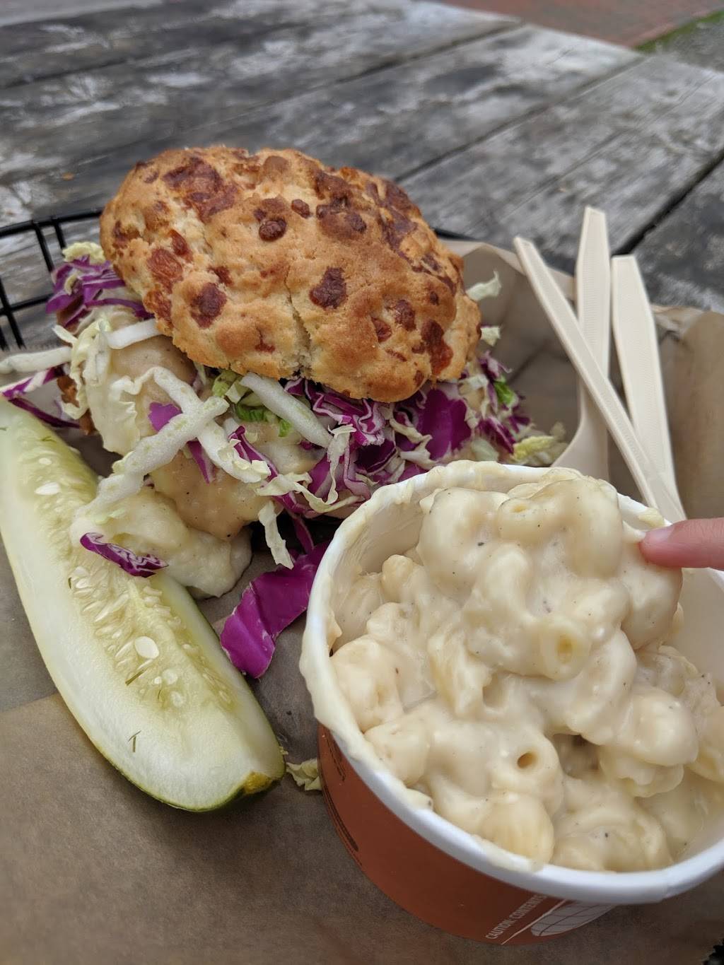 Figgys Takeout and Catering | meal takeaway | 722 Congress St, Portland, ME 04102, USA | 2078050085 OR +1 207-805-0085