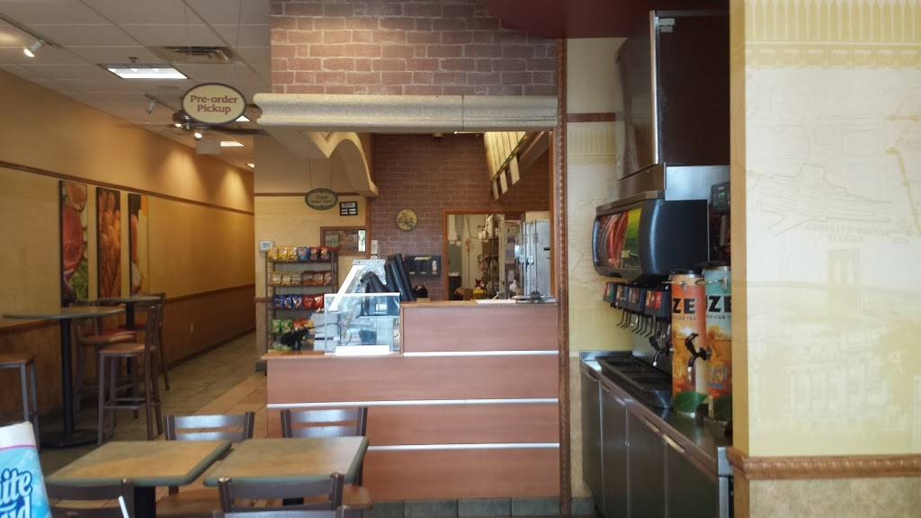 Subway | restaurant | 4920 E Silver Springs Blvd, Ocala, FL 34470, USA | 3526717600 OR +1 352-671-7600