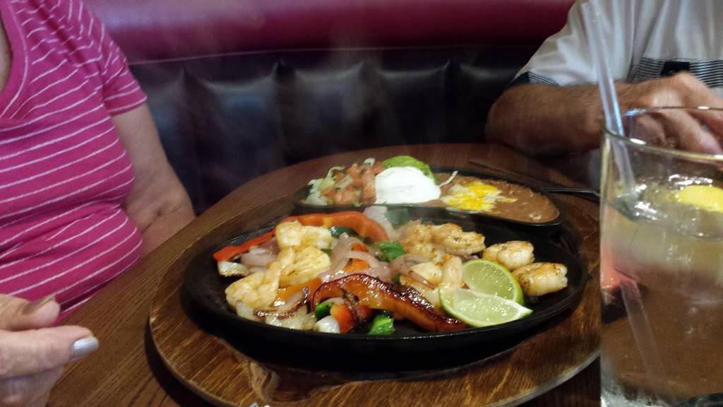 Macayos Mexican Table | restaurant | 6012 W Bell Rd, Glendale, AZ 85308, USA | 6022988080 OR +1 602-298-8080