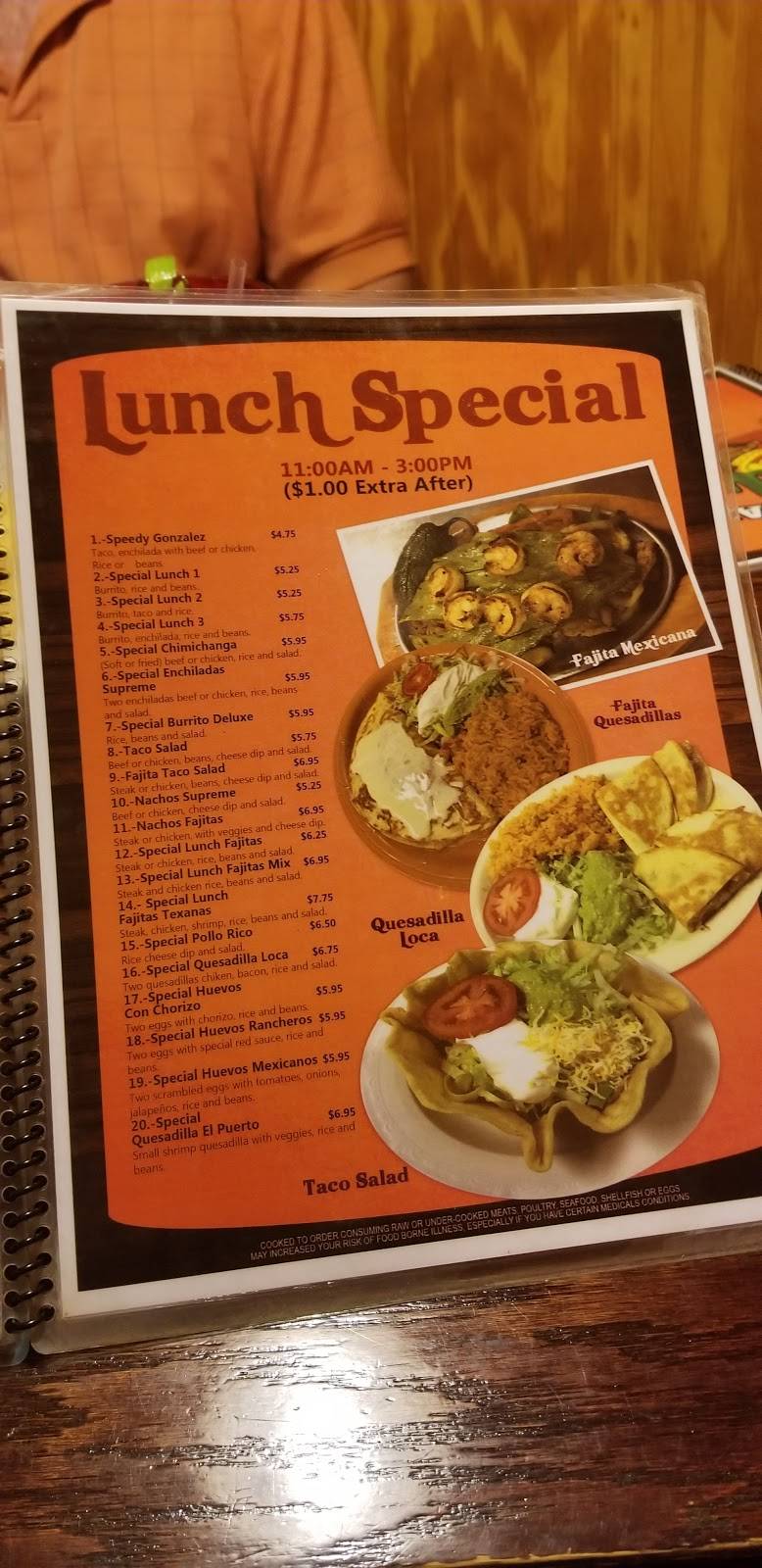 Los Compadres Mexican Restaurant | restaurant | 106 W Broad St, St Pauls, NC 28384, USA | 9108655585 OR +1 910-865-5585