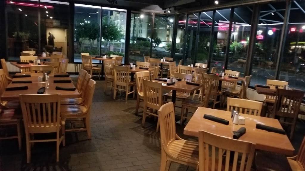 Malones Steak & Seafood | restaurant | 1258 Virginia Ave, Atlanta, GA 30344, USA | 4047625577 OR +1 404-762-5577