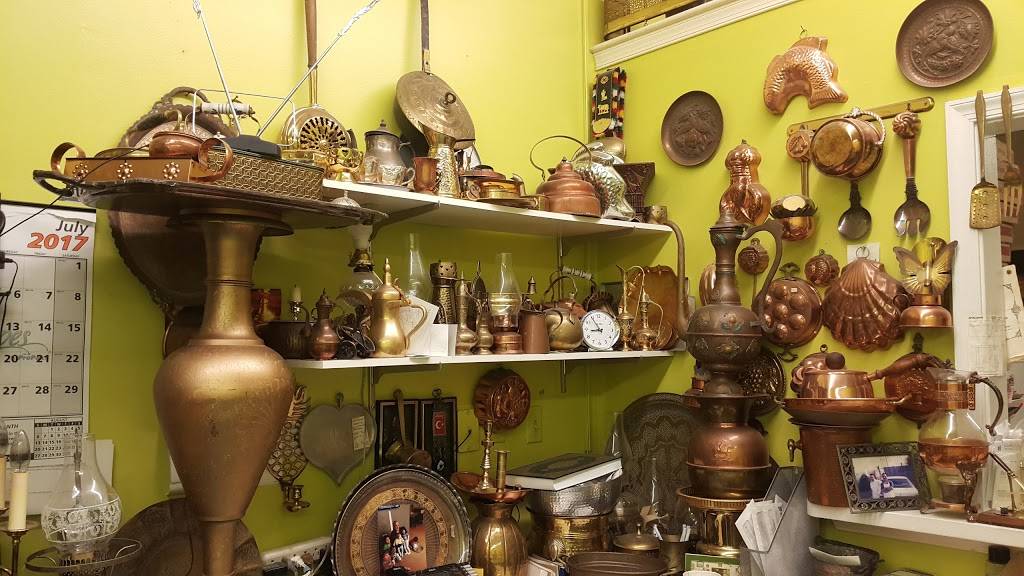 Two Sisters Pizzeria | restaurant | 4506 John Tyler Hwy, Williamsburg, VA 23185, USA | 7572581600 OR +1 757-258-1600