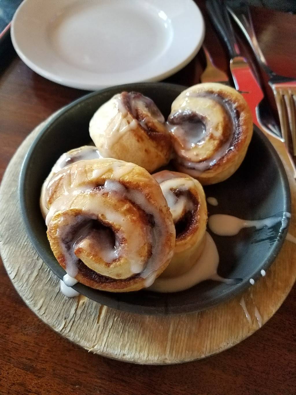 Cleveland Chop | restaurant | 824 West Saint Clair Avenue, Cleveland, OH 44113, USA | 2166962467 OR +1 216-696-2467