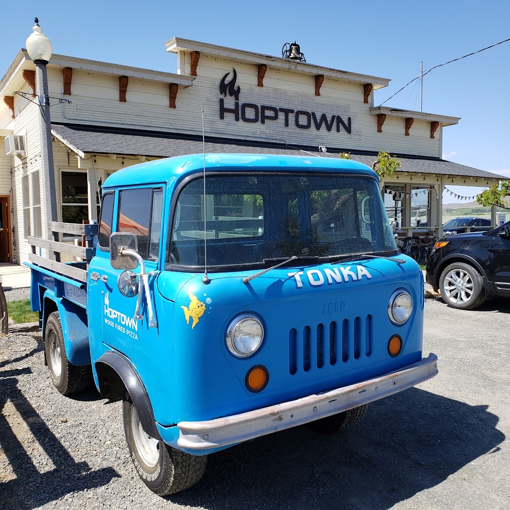 HopTown Wood-Fired Pizza | restaurant | 2560 Donald Wapato Rd, Wapato, WA 98951, USA | 5099524414 OR +1 509-952-4414