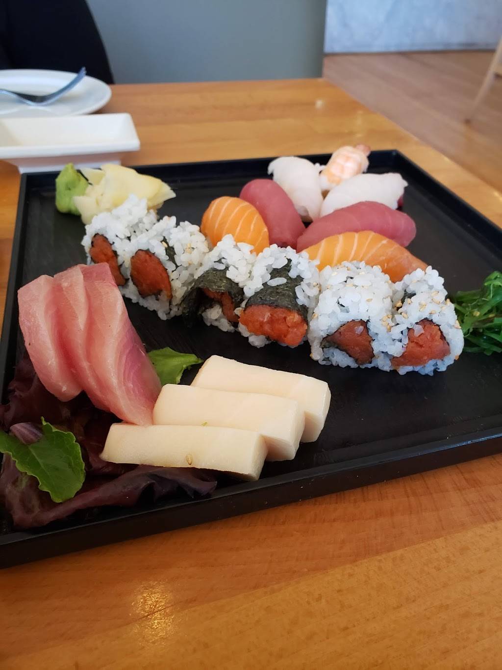 M Kitchen | restaurant | 340 Columbiana Dr, Columbia, SC 29212, USA | 8037640558 OR +1 803-764-0558