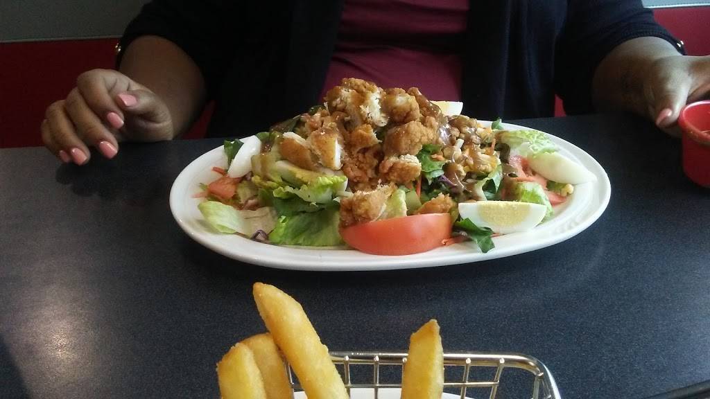 Friendlys | restaurant | 40 Bedford St, Middleborough, MA 02346, USA | 5089473900 OR +1 508-947-3900