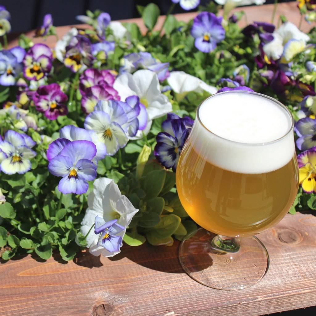 Ambulance Brew House | restaurant | 202 Main St, Nanuet, NY 10954, USA | 8455017100 OR +1 845-501-7100