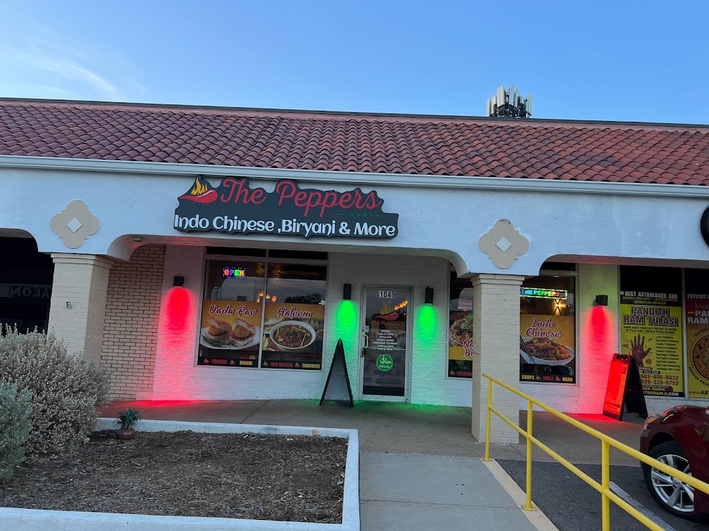 The Peppers | restaurant | 1049 W Rochelle Rd, Irving, TX 75062, USA | 4695653200 OR +1 469-565-3200