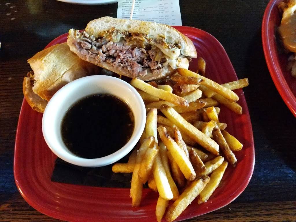 Churchills Pub & Grille | restaurant | 887 W San Marcos Blvd, San Marcos, CA 92078, USA | 7604718773 OR +1 760-471-8773