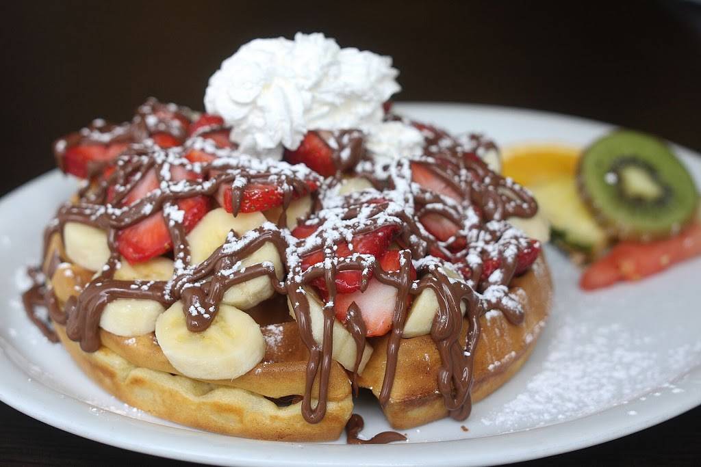 Restaurant CocoMania | restaurant | 1083 Boulevard Curé-Labelle, Blainville, QC J7C 3M9, Canada | 4508182223 OR +1 450-818-2223