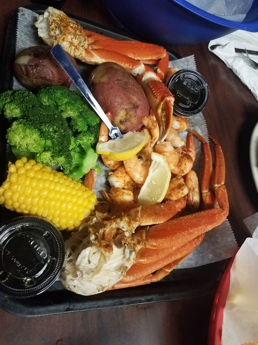 Ricks Crab Trap | restaurant | 178 Eglin Pkwy NE, Fort Walton Beach, FL 32548, USA | 8506640110 OR +1 850-664-0110