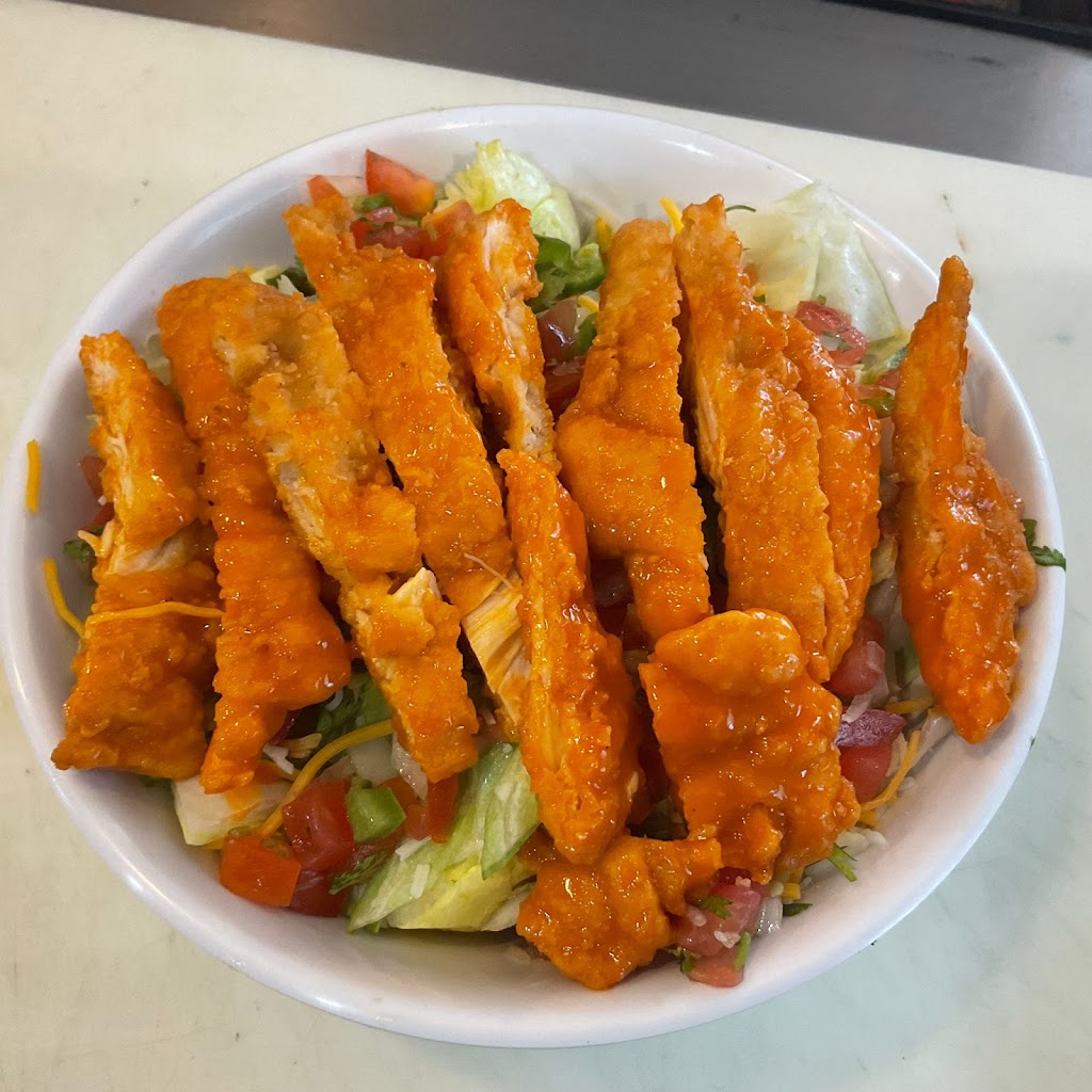 El Chaparros Fast Food | restaurant | 6106 St John Ave, Kansas City, MO 64123, USA | 8162552182 OR +1 816-255-2182