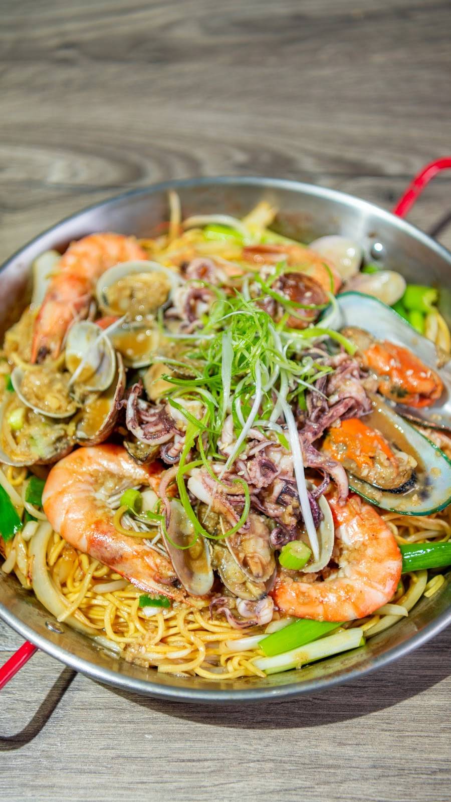 四海All Blue Seafood and Ramen House | restaurant | 1639 NJ-27, Edison, NJ 08817, USA | 7325726666 OR +1 732-572-6666