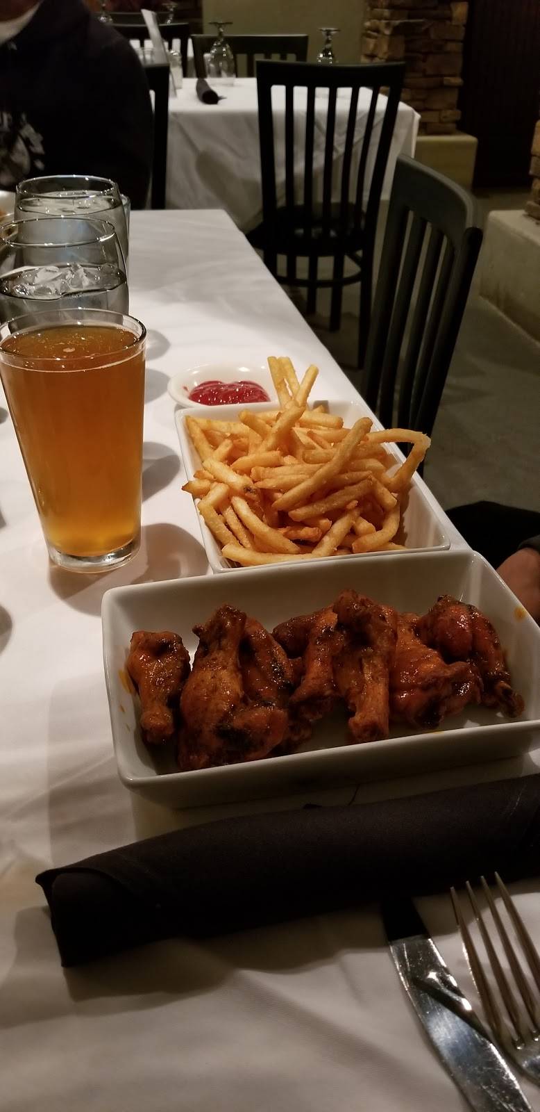 Woodys Moreno Valley | restaurant | 23060 Alessandro Blvd, Moreno Valley, CA 92553, USA | 9514099088 OR +1 951-409-9088