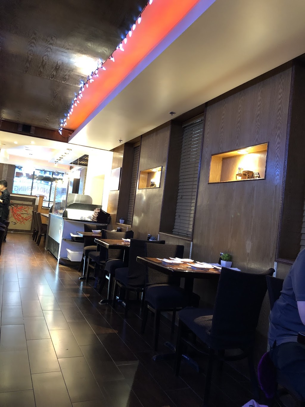 Sushi Garden & Kitchen | restaurant | 425 S Broad St, Philadelphia, PA 19147, USA | 2157328822 OR +1 215-732-8822