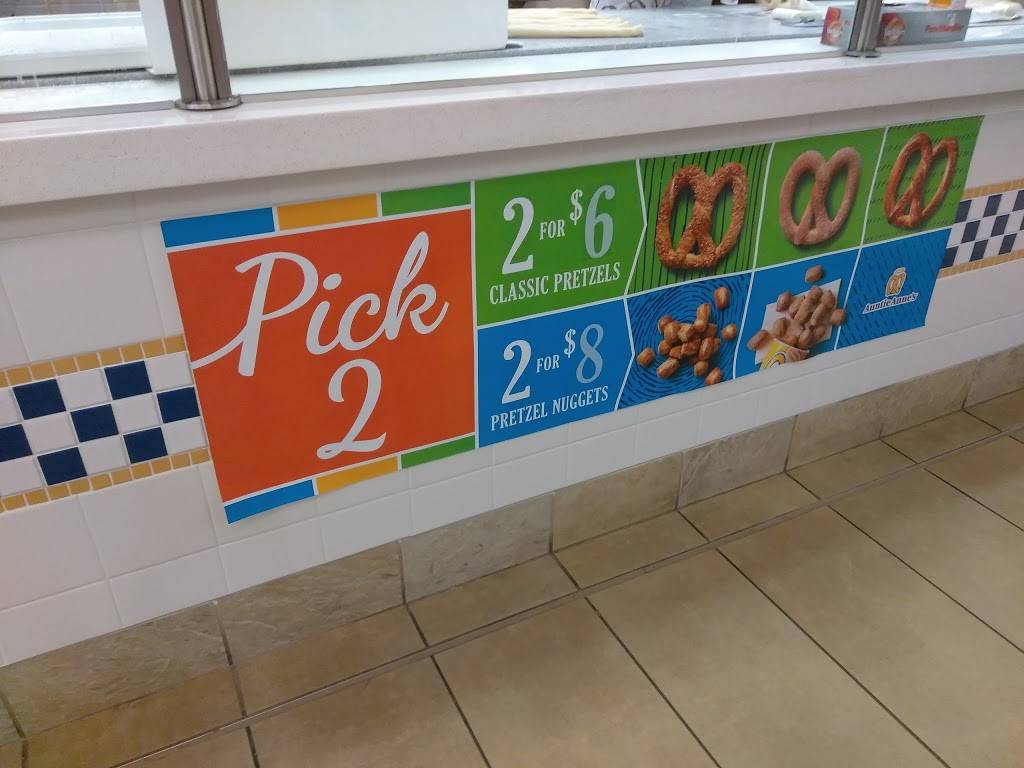 Auntie Annes | cafe | 137 Spotsylvania Mall Dr Unit 210, Fredericksburg, VA 22407, USA | 5407861115 OR +1 540-786-1115