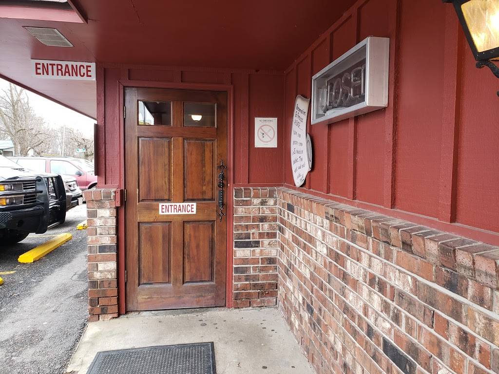 Chicken Marys | restaurant | 1133 E 600th Ave, Pittsburg, KS 66762, USA | 6202319510 OR +1 620-231-9510