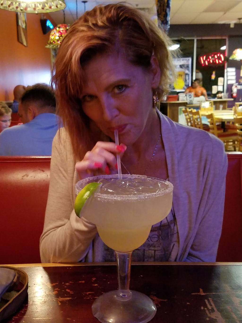 Viva Mexican Restaurant | restaurant | 2467 Faye Road # 10, Jacksonville, FL 32226, USA | 9045271261 OR +1 904-527-1261