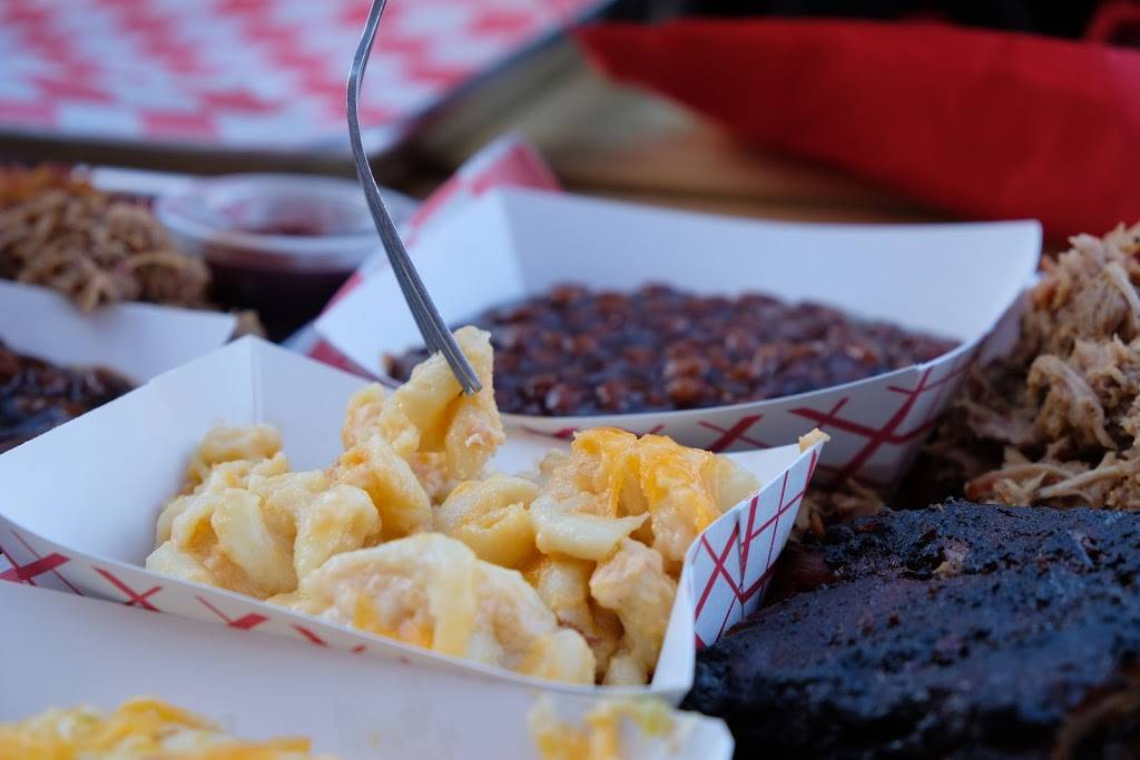 MR. WOODYS SMOKIN BAR-B-QUE | restaurant | 259 Venango Ave, Cambridge Springs, PA 16403, USA | 8148135300 OR +1 814-813-5300