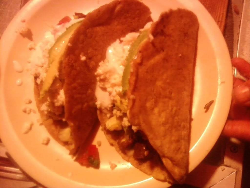 Antojitos Mexicanos Acapulco | restaurant | Teodoro 2373, Villa Residencial del Rey II, 22785 Ensenada, B.C., Mexico | 016461523123 OR +52 646 152 3123