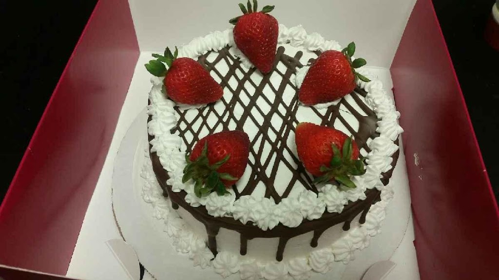 Menchies Frozen Yogurt | bakery | 2530 Sand Creek Rd, Brentwood, CA 94513, USA | 9255136600 OR +1 925-513-6600