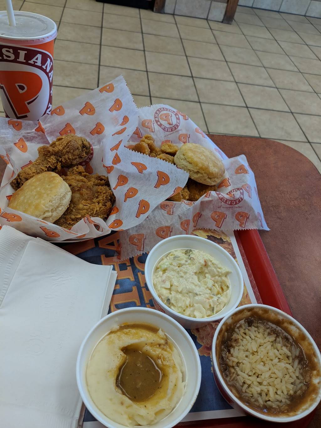 Popeyes Louisiana Kitchen | restaurant | 1810 Crain Hwy S, Glen Burnie, MD 21061, USA | 4105905900 OR +1 410-590-5900
