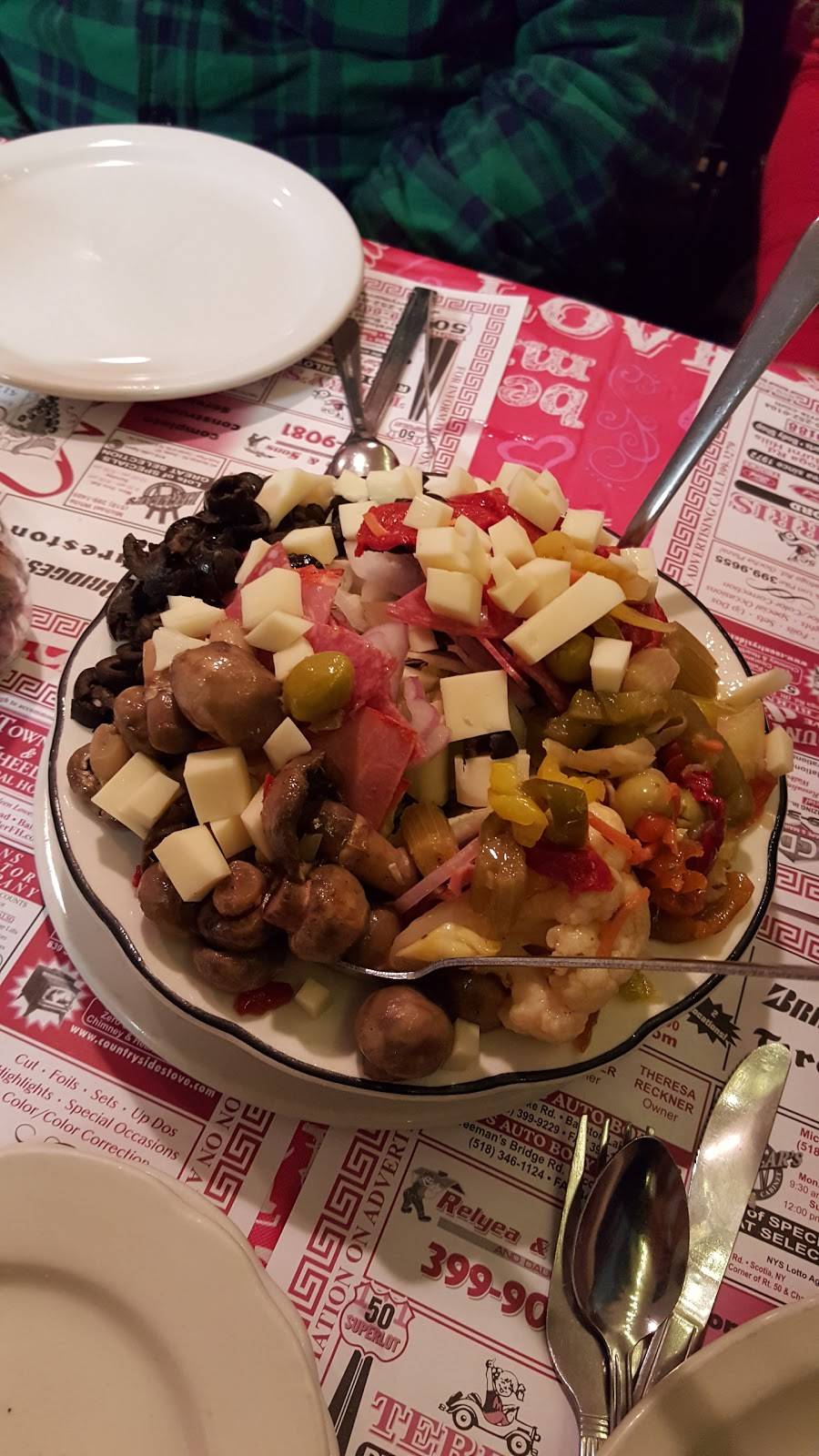 Marcellas Restaurant | restaurant | 517 Saratoga Rd, Glenville, NY 12302, USA | 5183991901 OR +1 518-399-1901