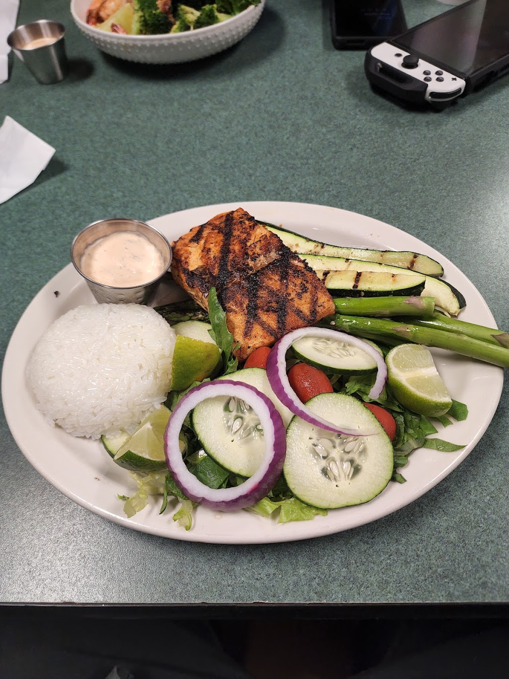 Gorilla Grill LLC | restaurant | 313 Sugar Rd, Edinburg, TX 78539, USA | 9565156766 OR +1 956-515-6766