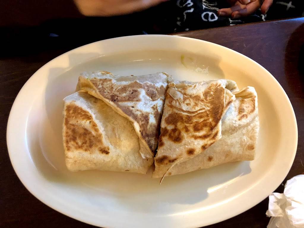 El Tacaso | restaurant | 902 N Westmoreland Rd, Dallas, TX 75211, USA | 2143333612 OR +1 214-333-3612