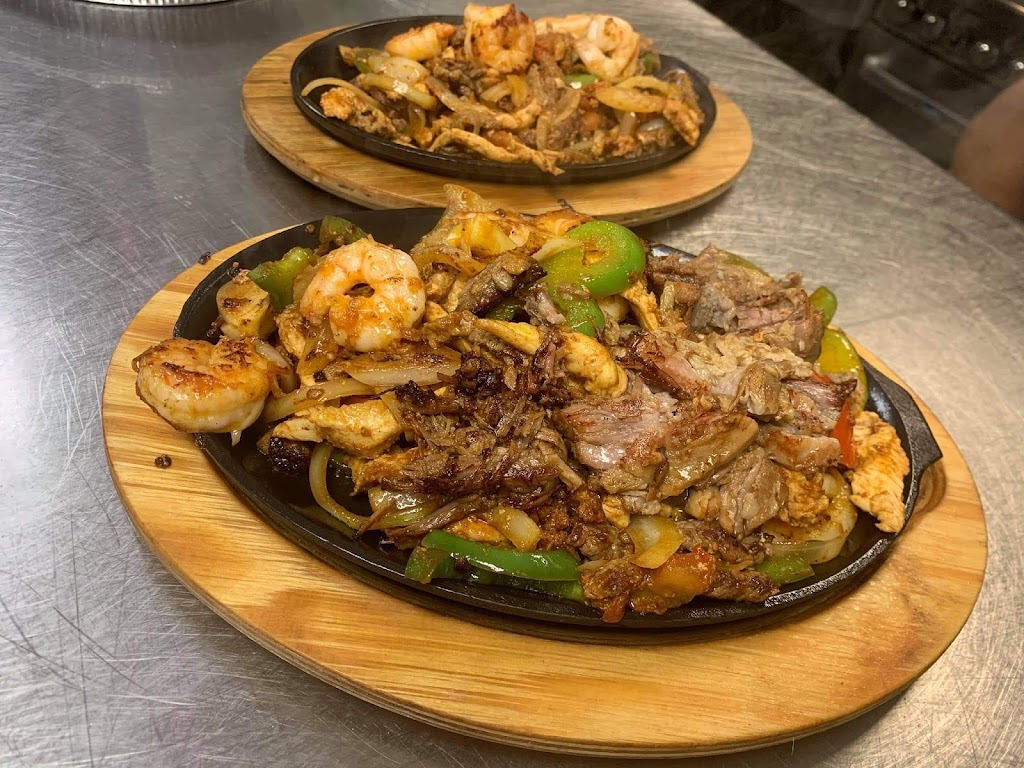 La Mesa | restaurant | 1217 S Waldron Rd R, Fort Smith, AR 72903, USA | 4792226887 OR +1 479-222-6887