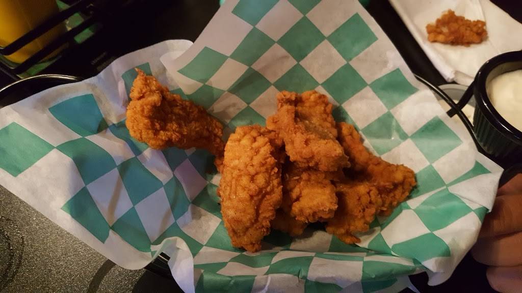 Green Diamond Junction | restaurant | 17001 IN-3, Eaton, IN 47338, USA | 7653963404 OR +1 765-396-3404