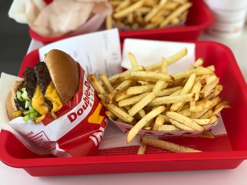 In-N-Out Burger | restaurant | 901 E Whitestone Blvd, Cedar Park, TX 78613, USA | 8007861000 OR +1 800-786-1000