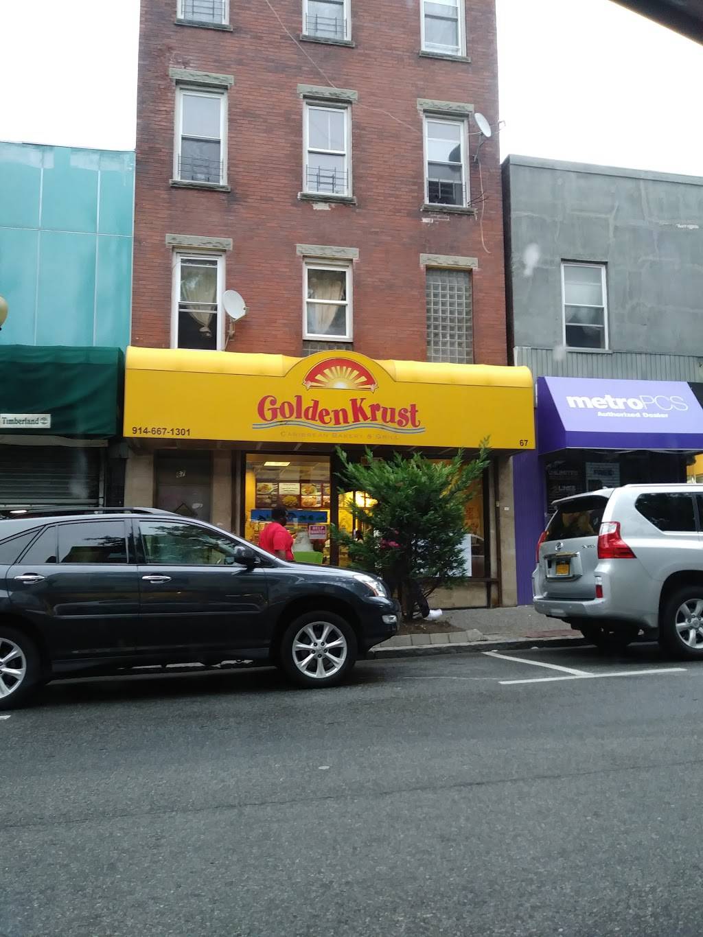 Golden Krust | bakery | 67 S 4th Ave, Mt Vernon, NY 10550, USA | 9146671301 OR +1 914-667-1301