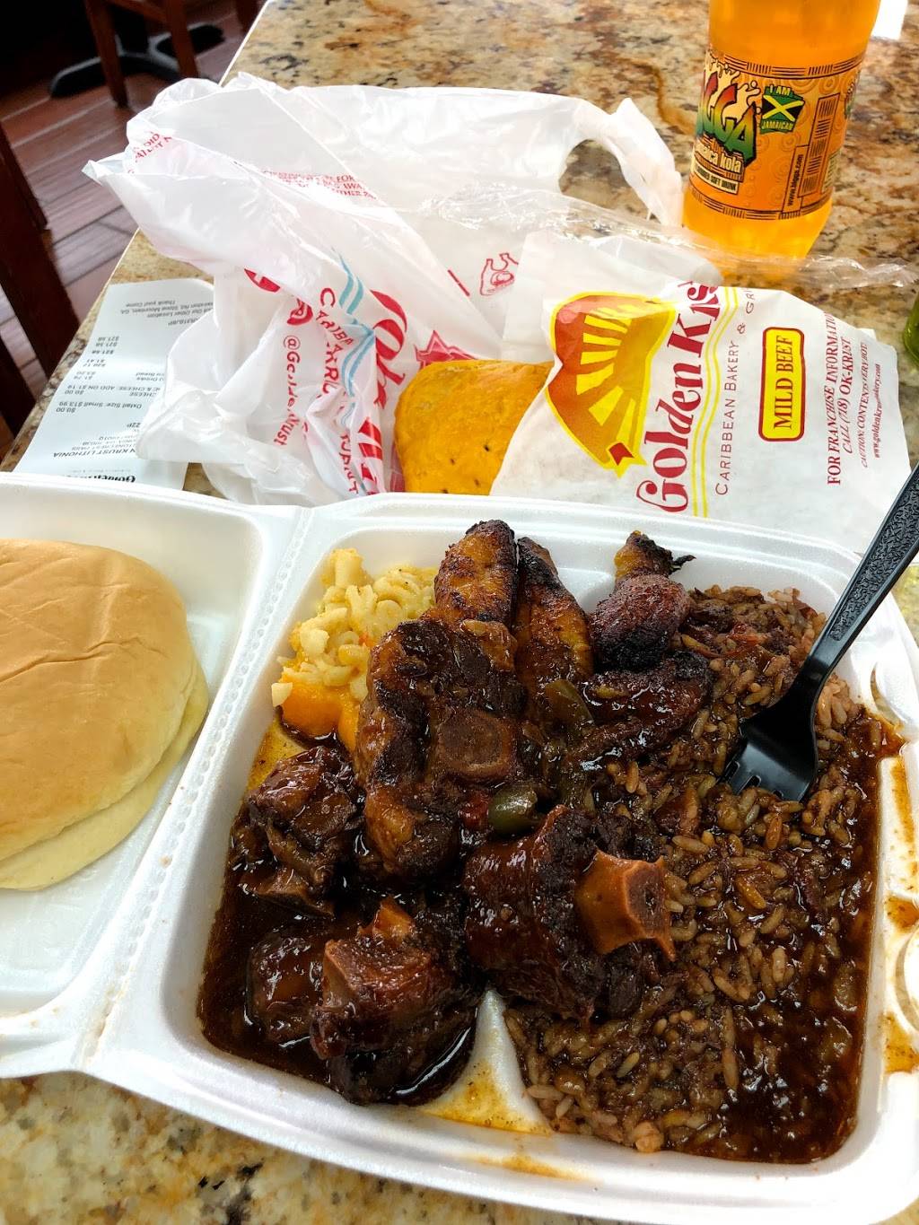 Golden Krust Caribbean Restaurant | restaurant | 2960 Stonecrest Pass, Lithonia, GA 30038, USA | 7706749010 OR +1 770-674-9010