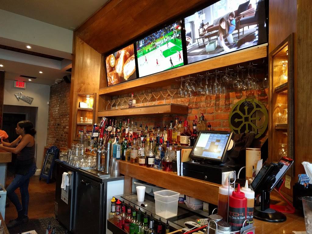 Tom, Dick & Hank | restaurant | 191 Ralph David Abernathy Blvd SW, Atlanta, GA 30312, USA | 4043433774 OR +1 404-343-3774