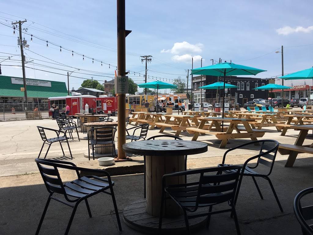 Central Filling Station | restaurant | 900 N Central St, Knoxville, TN 37917, USA | 8653334982 OR +1 865-333-4982