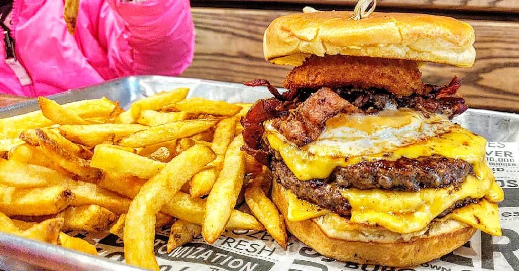 Cheeseburger Bobby’s | restaurant | 725 Beltline Rd SW, Decatur, AL 35603, USA | 2568222955 OR +1 256-822-2955