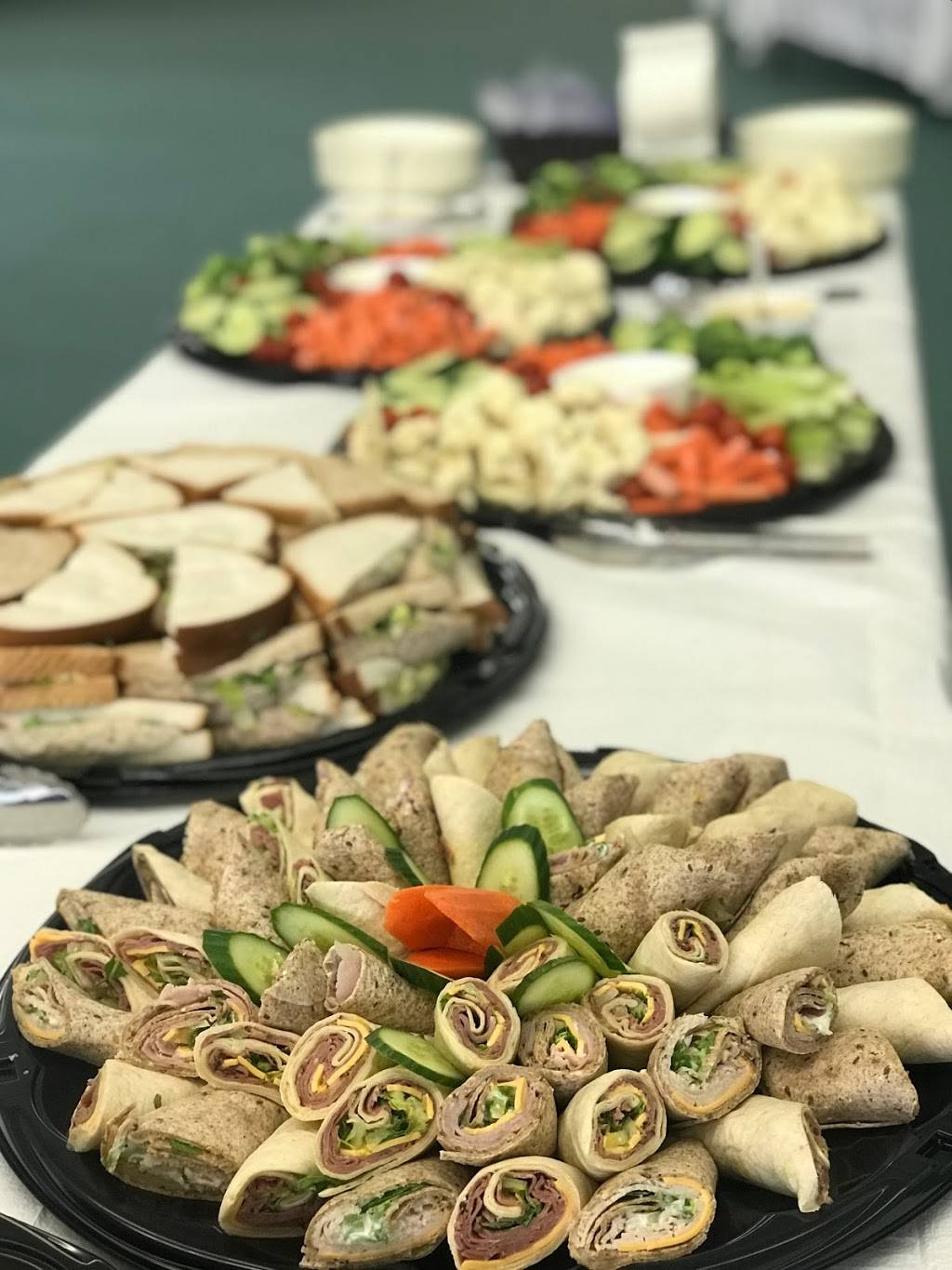 Queensview Café | restaurant | located at back of building, 2650 Queensview Dr Unit 170, Ottawa, ON K2B 8H6, Canada | 8733544210 OR +1 873-354-4210