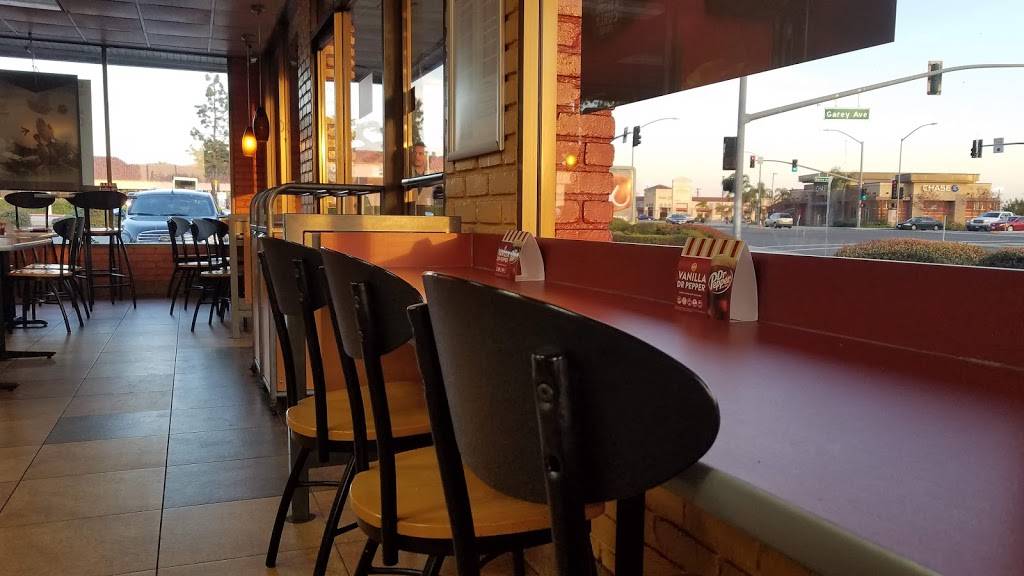 Jack in the Box | restaurant | 101 W Foothill Blvd, Pomona, CA 91767, USA | 9095960029 OR +1 909-596-0029