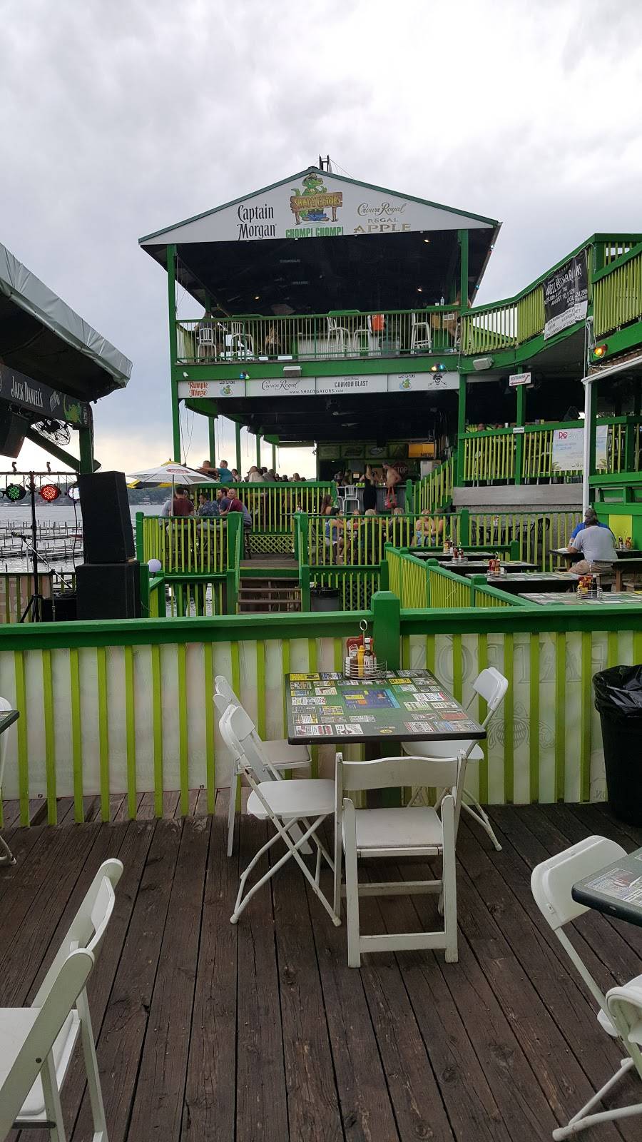 Shady Gators | restaurant | 132 Sweet William Rd, Lake Ozark, MO 65049, USA | 5733656464 OR +1 573-365-6464