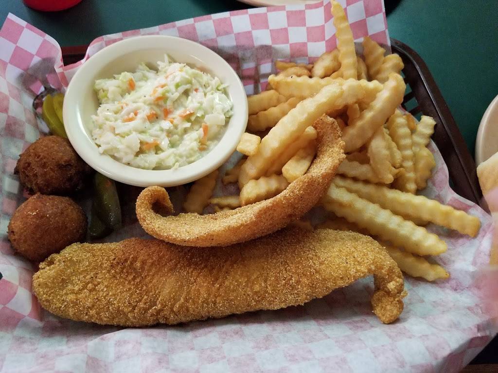 Swifty Pizza & Cafe | restaurant | 8209 9967, Missouri T, Wappapello, MO 63966, USA | 5732229711 OR +1 573-222-9711