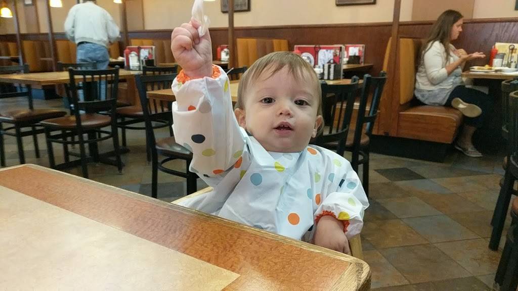 Josephs Coney Island | restaurant | 113 W Main St, Northville, MI 48167, USA | 2483806111 OR +1 248-380-6111